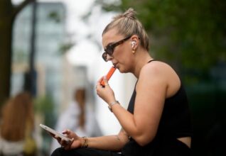 Australia introduces new vape rules, limits nicotine vapes to pharmacies only